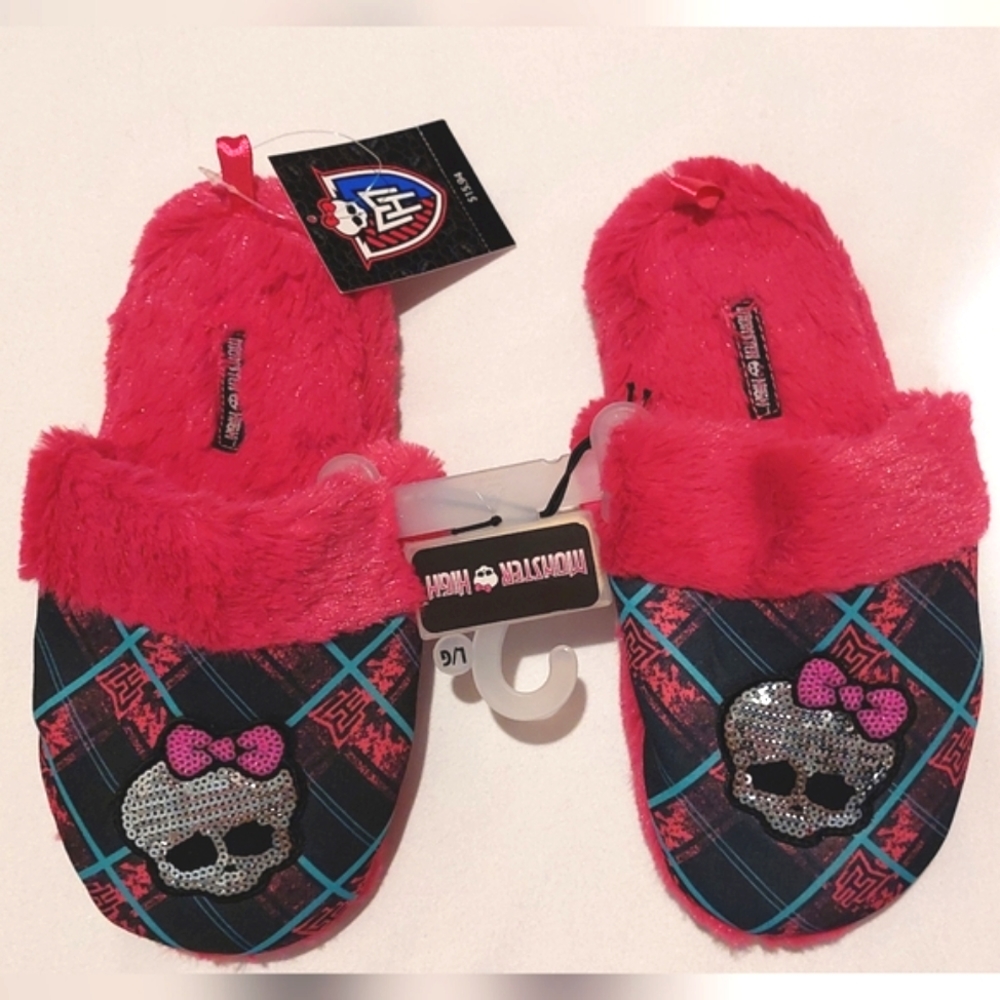 🔥SALE🔥 Monster High Girl's Sequined Faux Fur Slippers NWT Sizes S, L & XL